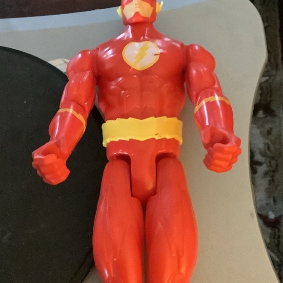 The Flash 2016 11”Action Figure - Picture 3 of 4